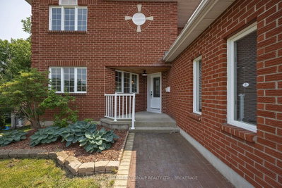272 FRIARHILL Crescent • Kingston, ON photo 3