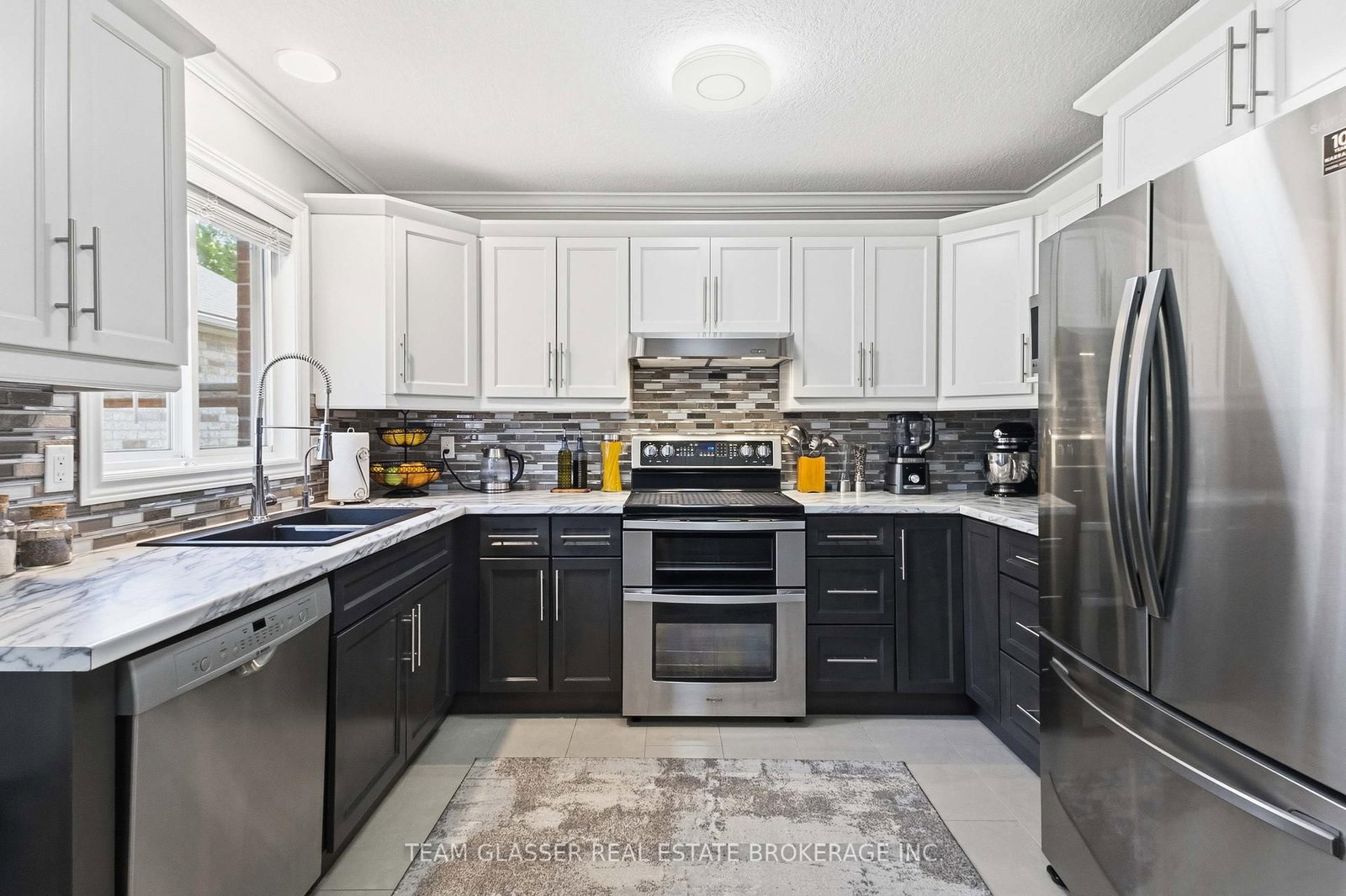 2334 MEADOWGATE Boulevard • London South, ON photo 24