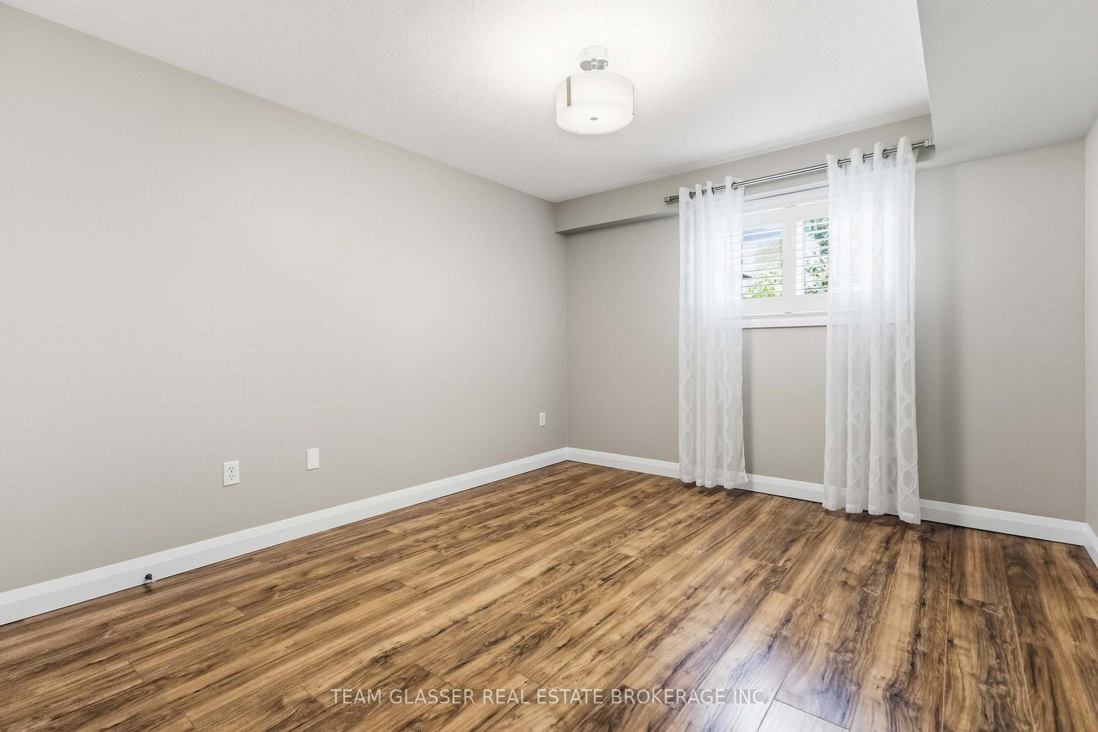 2334 MEADOWGATE Boulevard • London South, ON photo 26