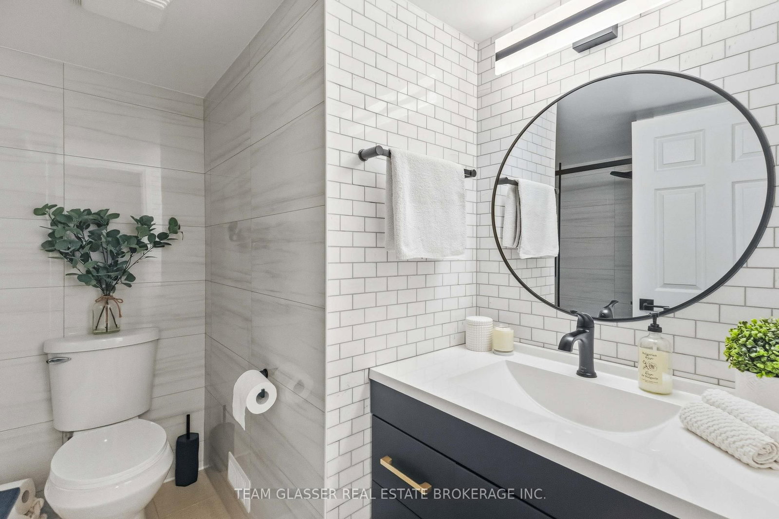 2334 MEADOWGATE Boulevard • London South, ON photo 27