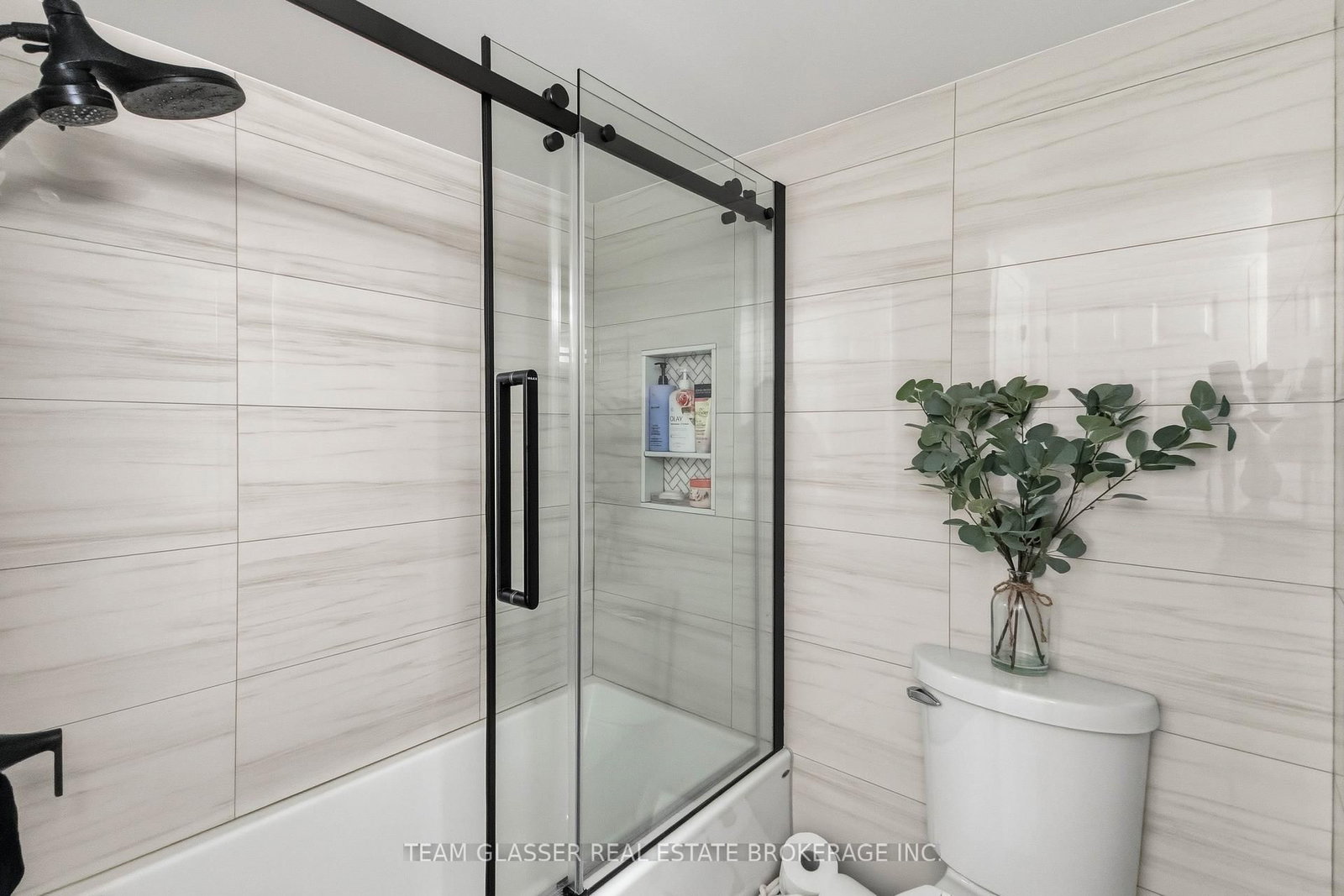 2334 MEADOWGATE Boulevard • London South, ON photo 28