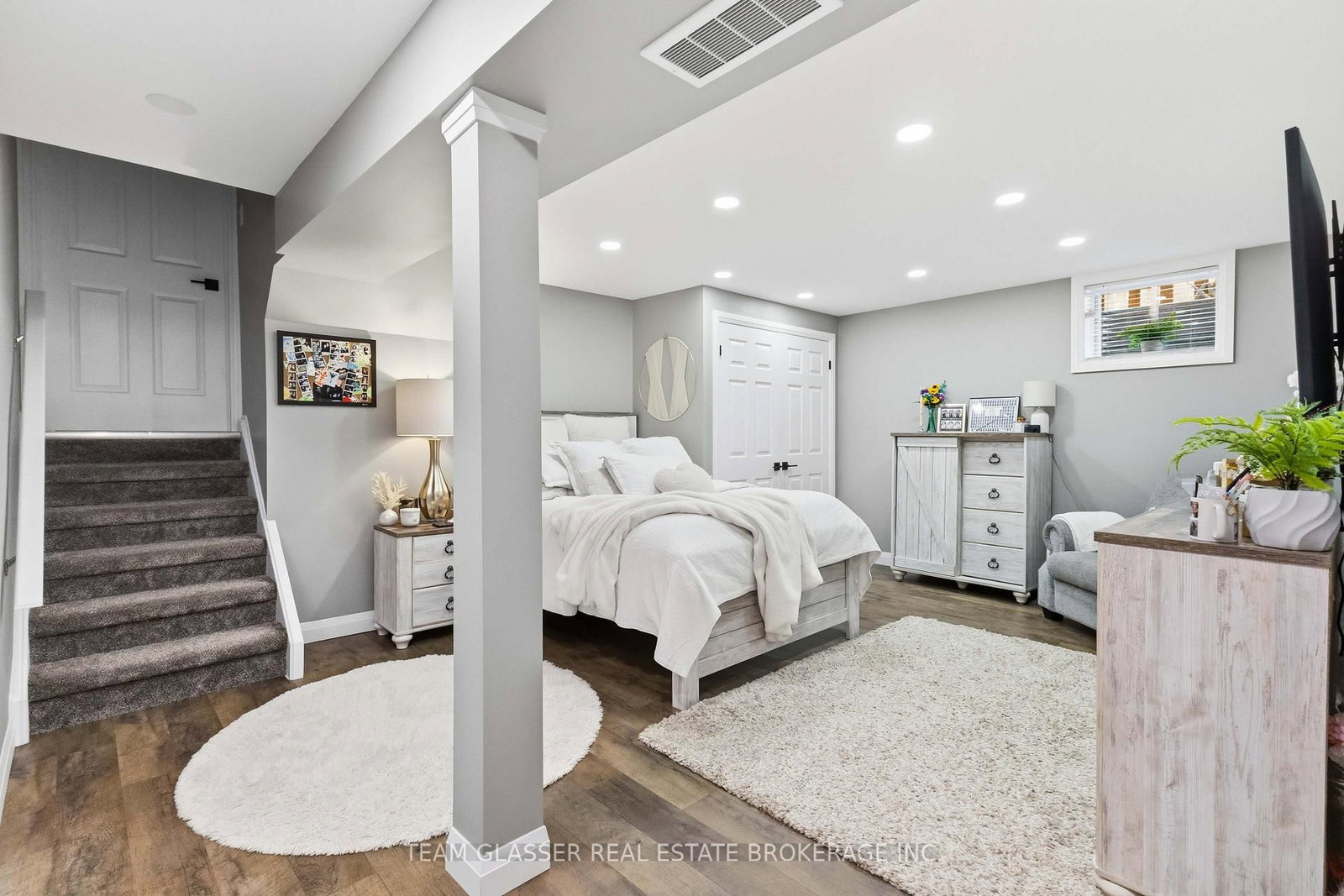 2334 MEADOWGATE Boulevard • London South, ON photo 38