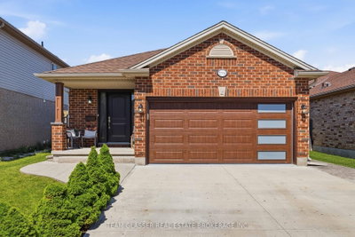2334 MEADOWGATE Boulevard • London South, ON photo 5