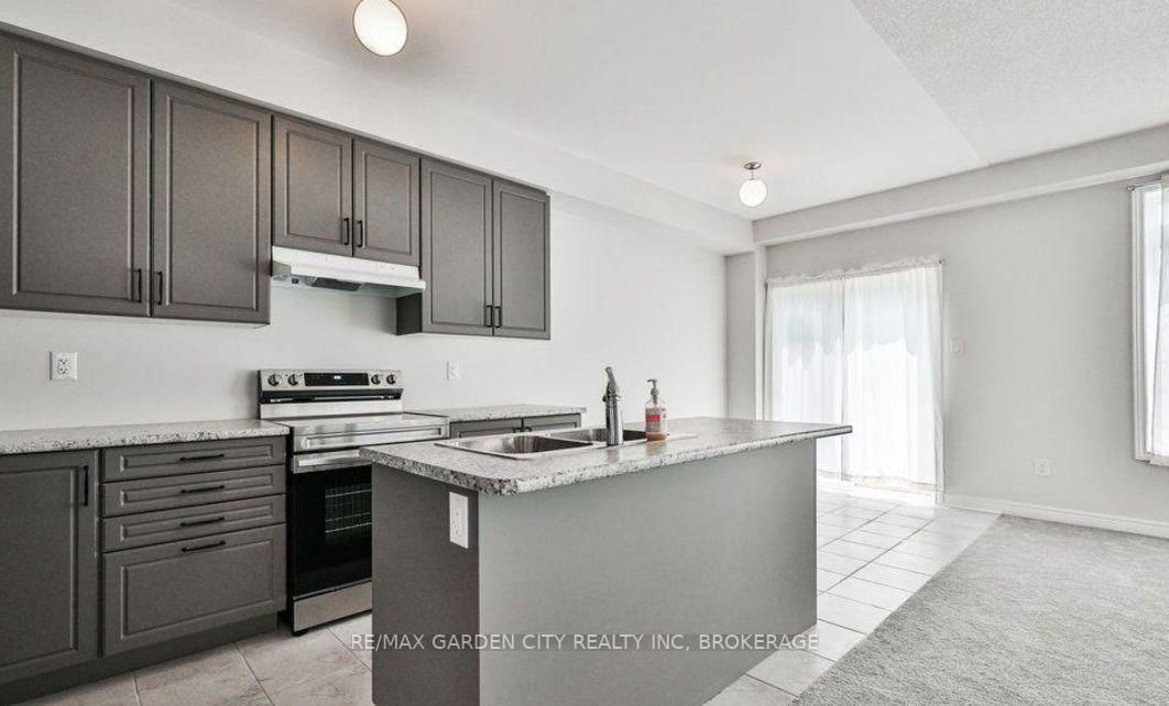 41 Bentgrass Drive • Welland, ON photo 5
