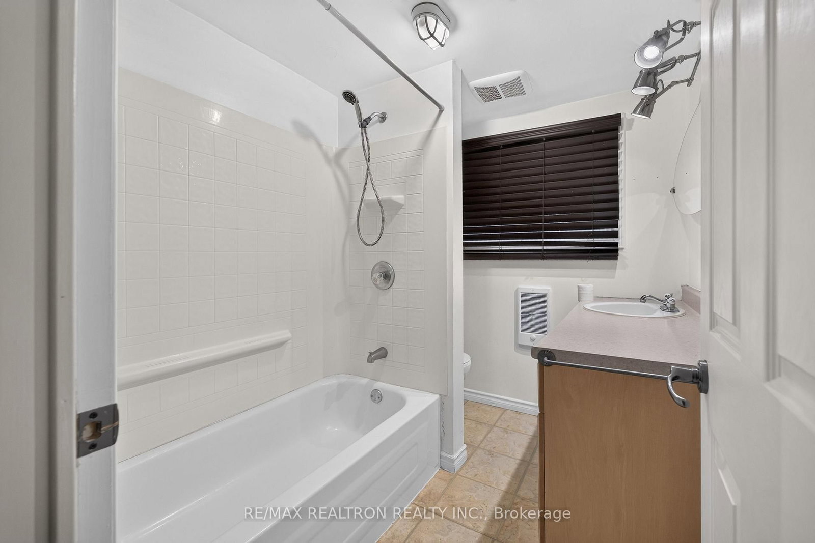 179 Stanley Road • Kawartha Lakes, ON photo 12