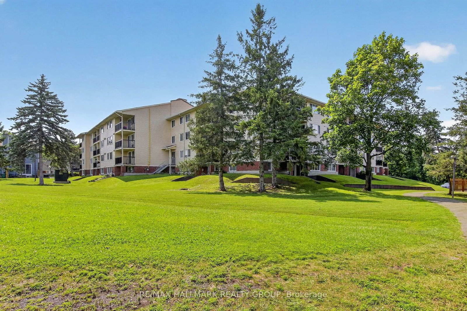 6470 Bilberry Drive • #306 • Ottawa, ON photo 32