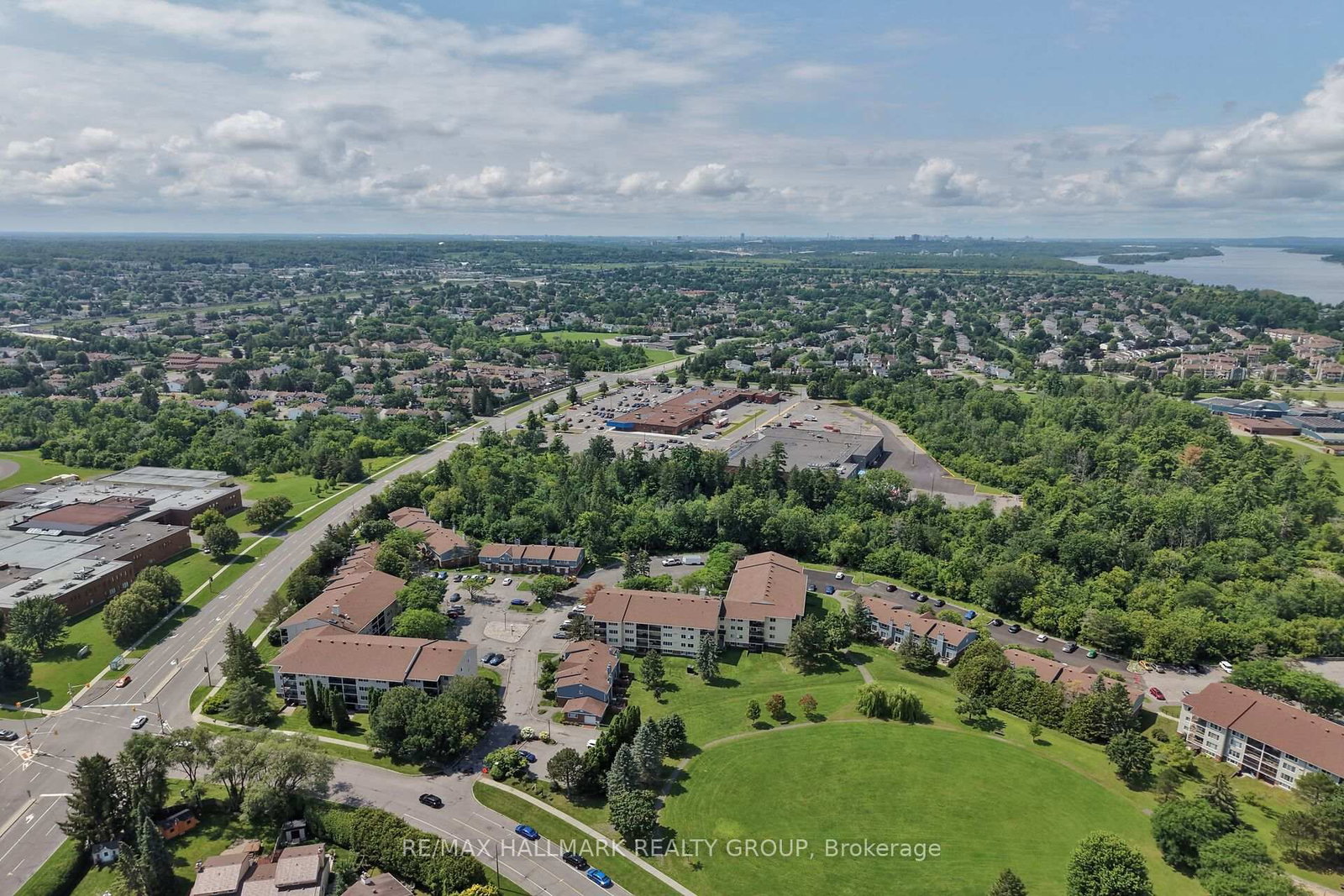 6470 Bilberry Drive • #306 • Ottawa, ON photo 37