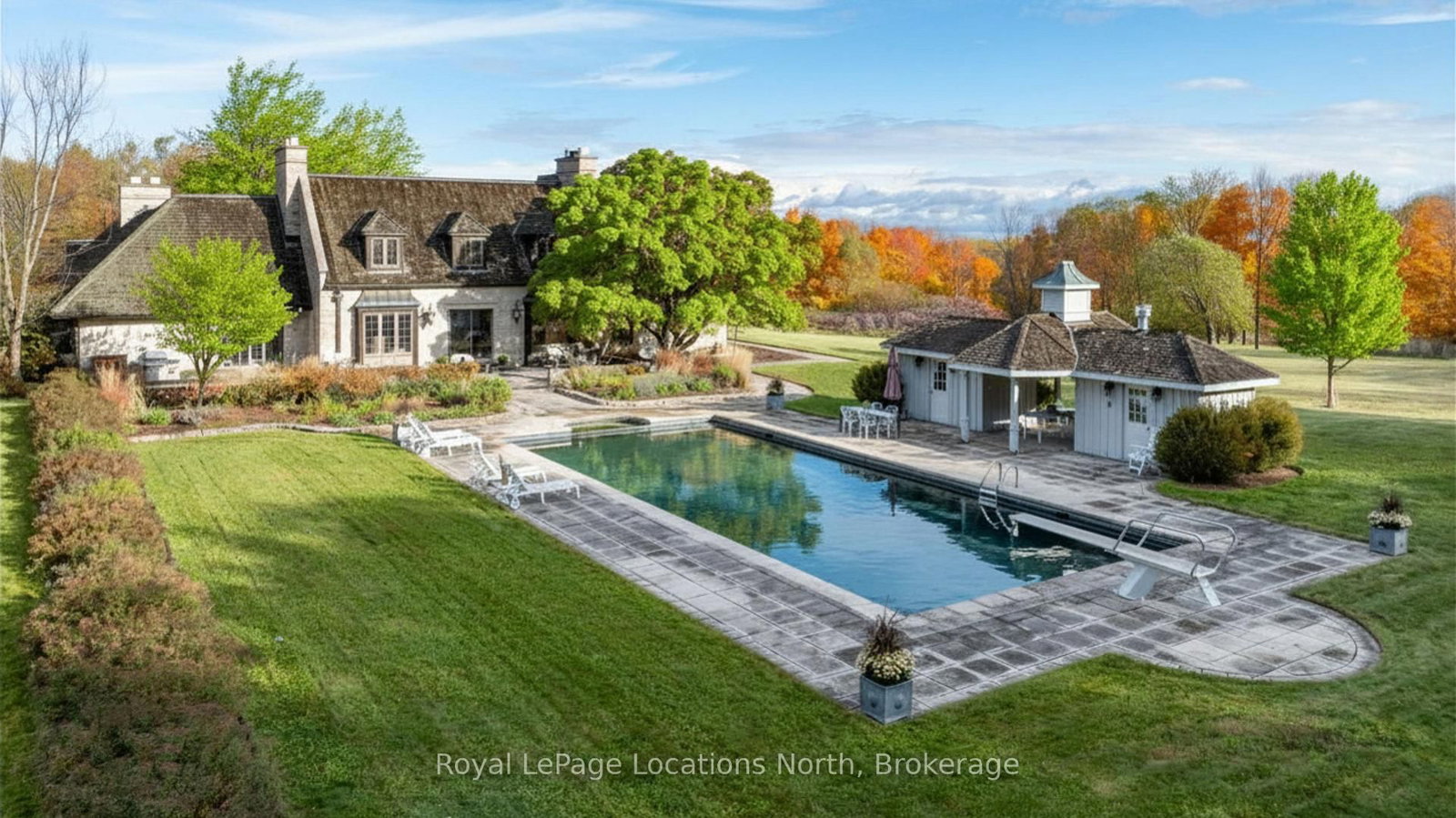609830 12th Side Road • Blue Mountains, ON photo 3