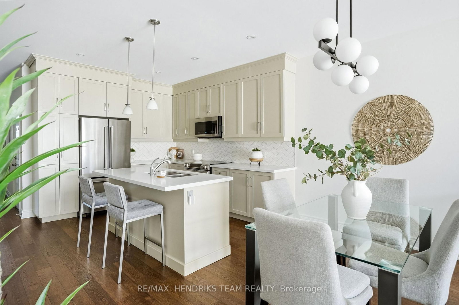 13 Turbinia Court • Grimsby, ON photo 16