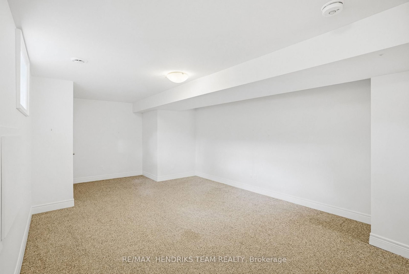 13 Turbinia Court • Grimsby, ON photo 27