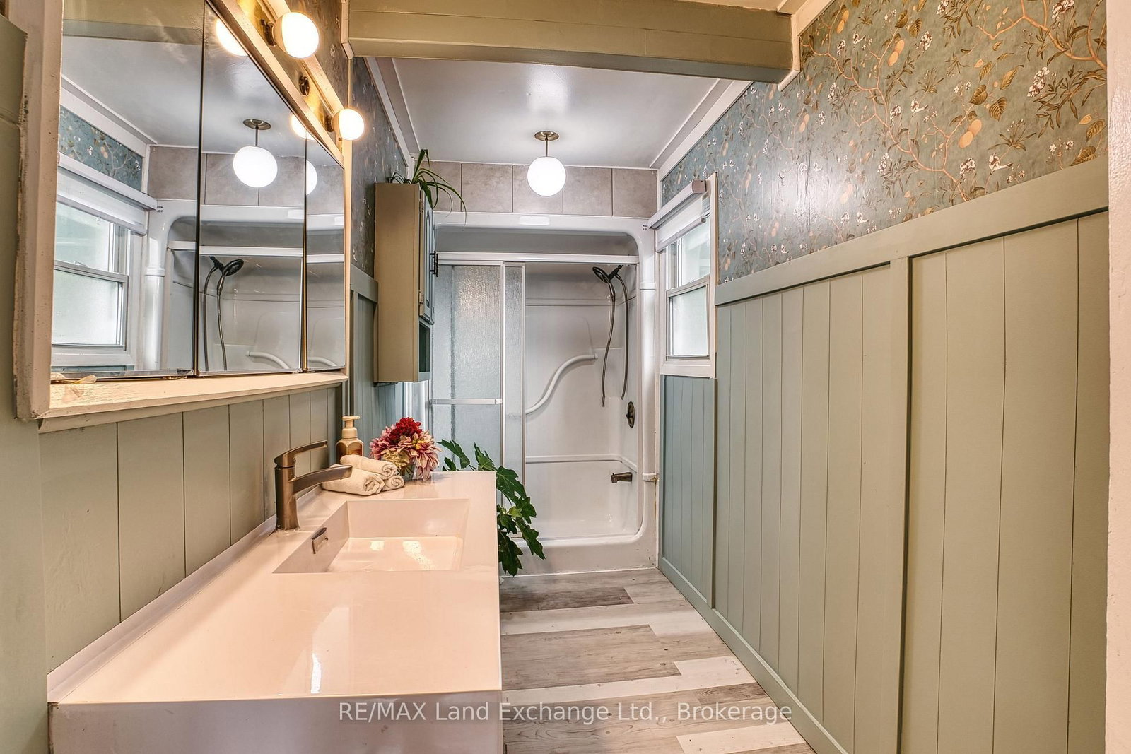 244 Clarendon Street • Saugeen Shores, ON photo 12