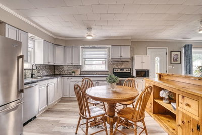 244 Clarendon Street • Saugeen Shores, ON photo 6