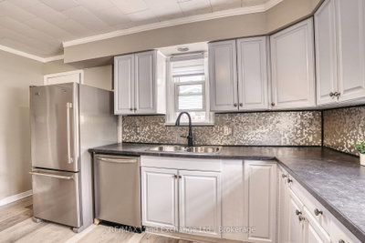 244 Clarendon Street • Saugeen Shores, ON photo 8