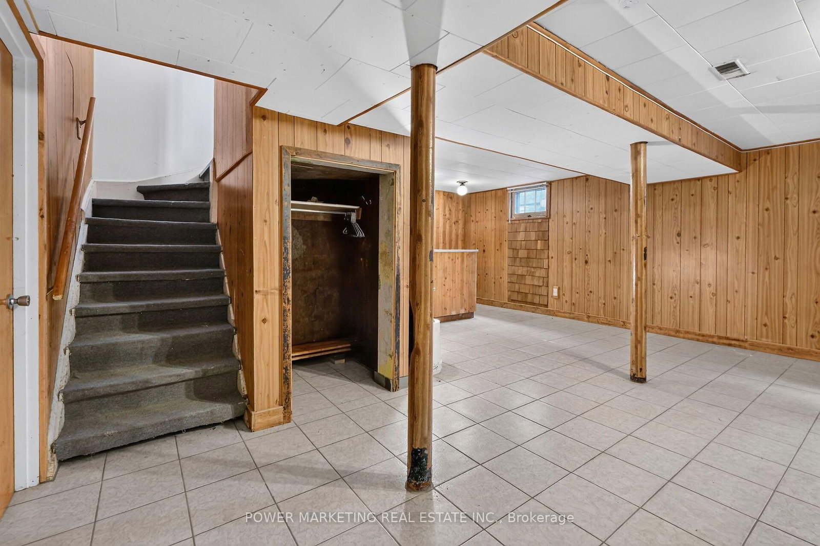 535 Dunbrack Street • Ottawa, ON photo 39