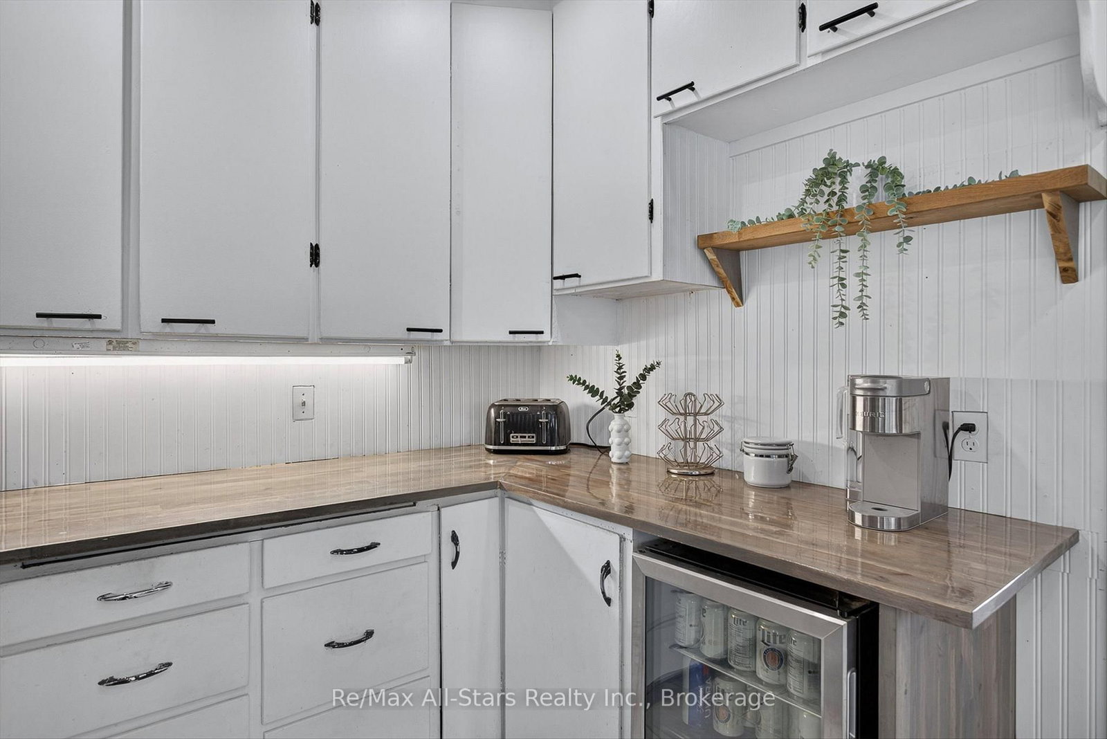 981 Highway 7 • Kawartha Lakes, ON photo 17