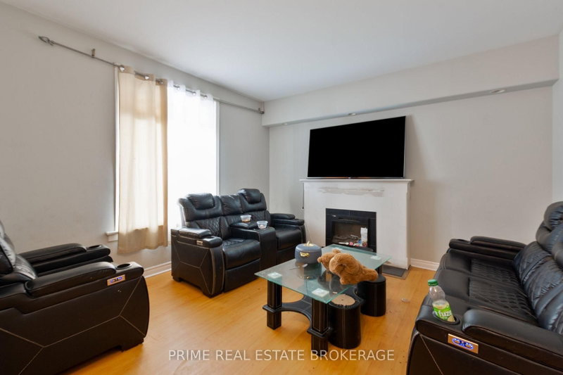 142 John St photo 4