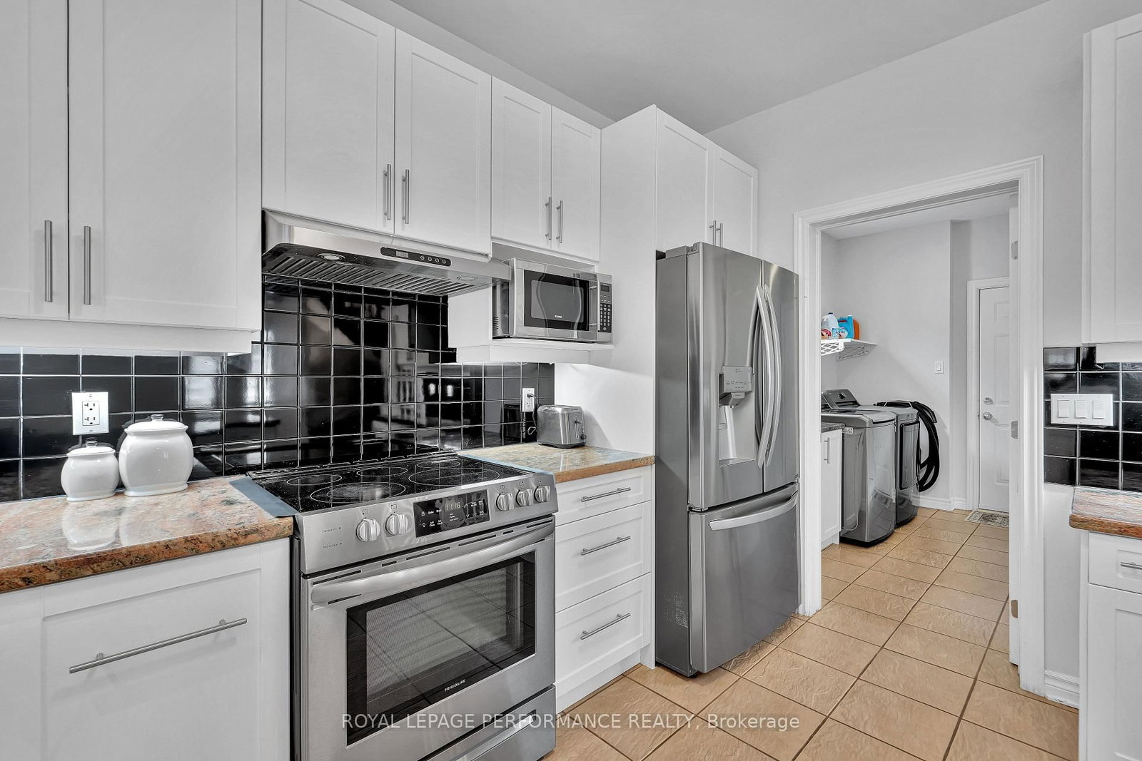 767 Long Point Circle N • Ottawa, ON photo 15