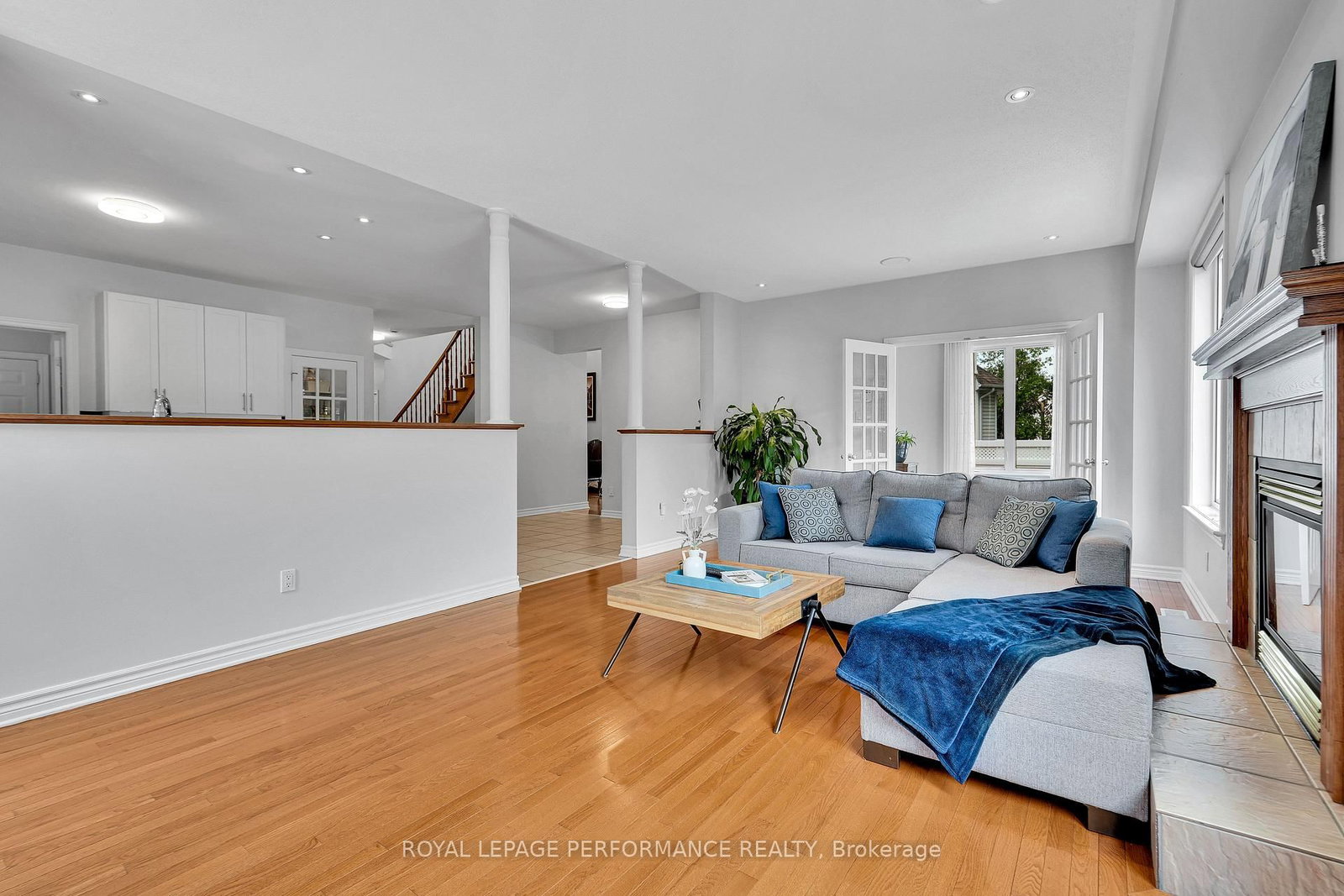 767 Long Point Circle N • Ottawa, ON photo 20