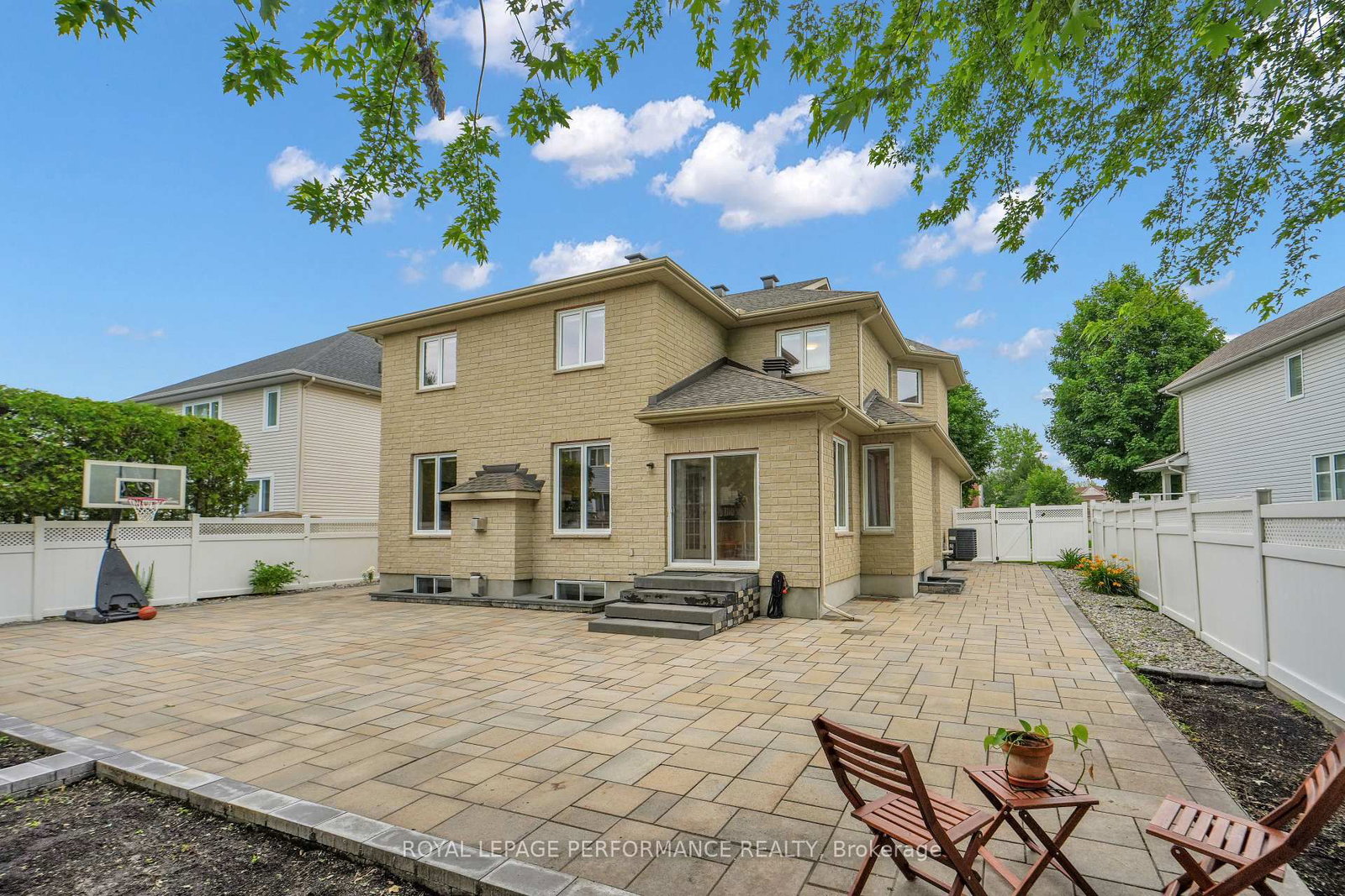 767 Long Point Circle N • Ottawa, ON photo 42