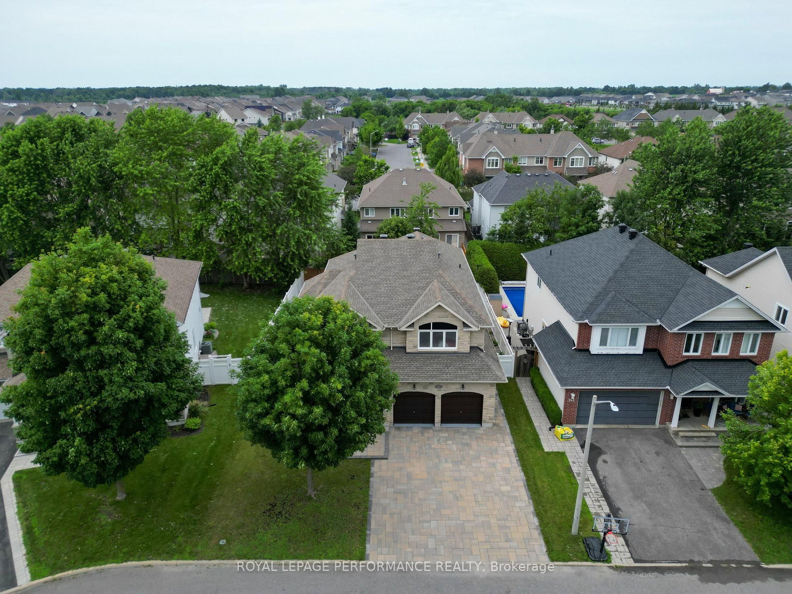 767 Long Point Circle N • Ottawa, ON photo 43