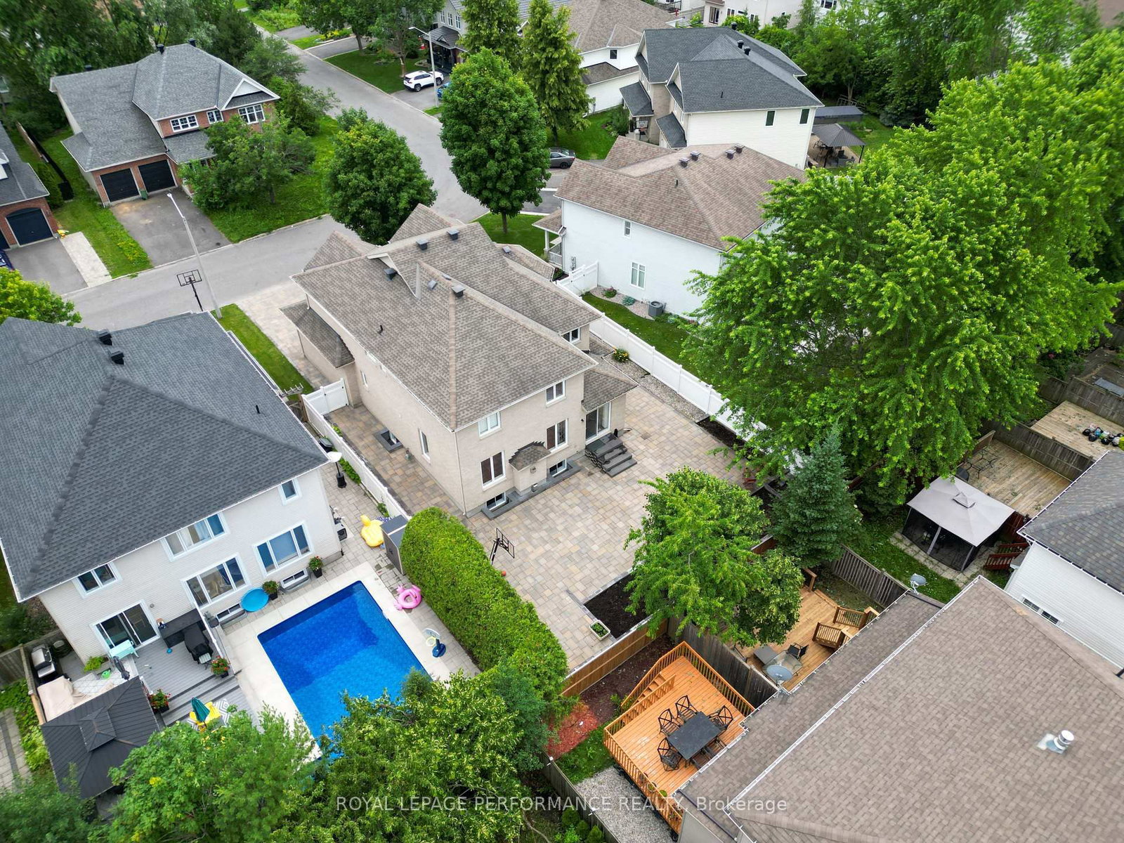 767 Long Point Circle N • Ottawa, ON photo 46