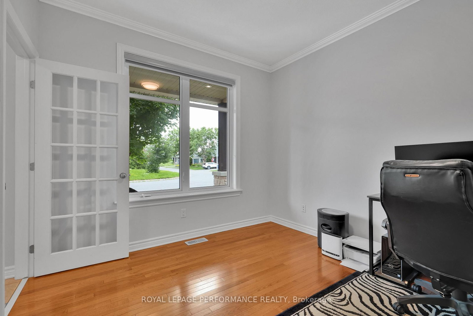 767 Long Point Circle N • Ottawa, ON photo 6