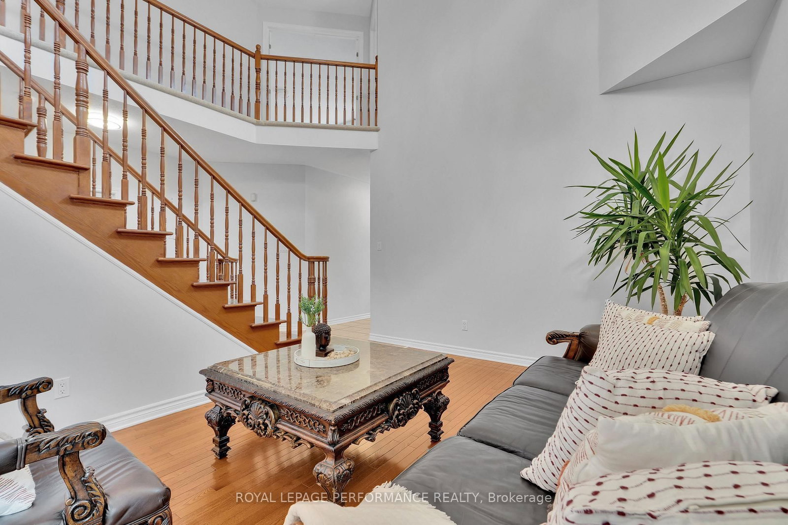 767 Long Point Circle N • Ottawa, ON photo 9
