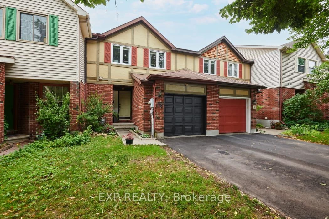 Front view of 138 Acklam Terrace, Ottawa