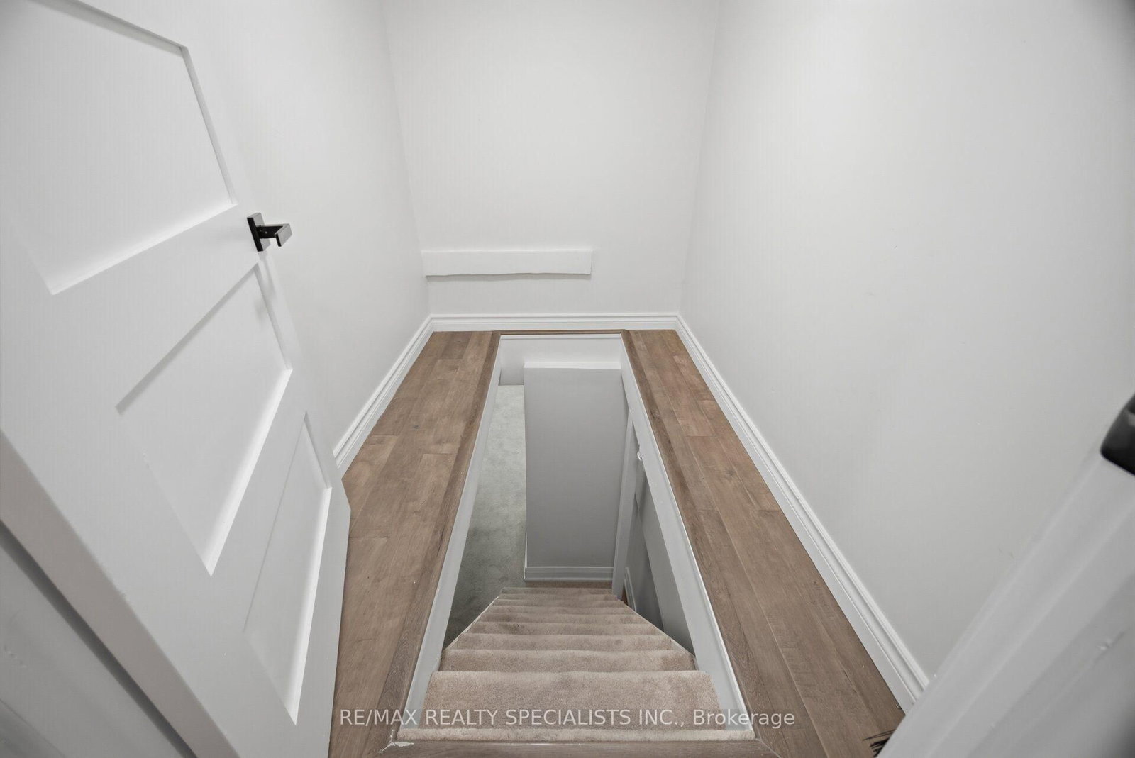 146 Campbell Avenue • Hamilton, ON photo 37