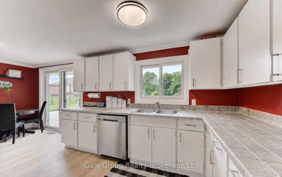 15 William Street • Tillsonburg, ON photo 9