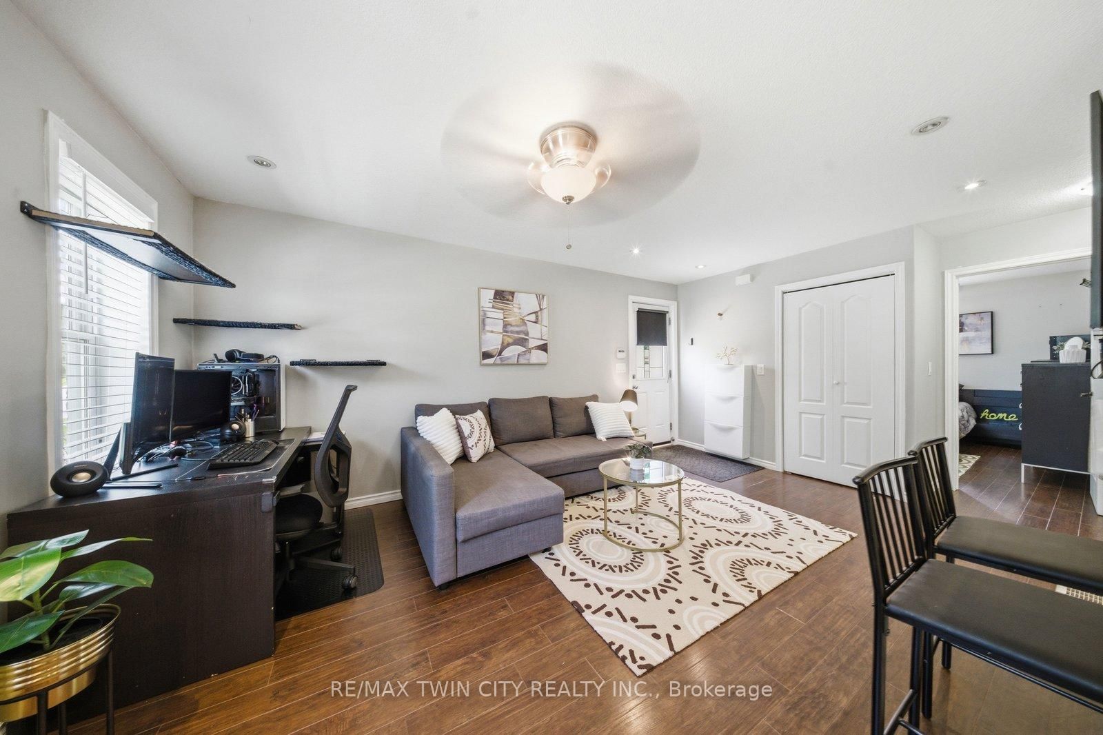 162 Grand River Avenue • Brantford, ON photo 13