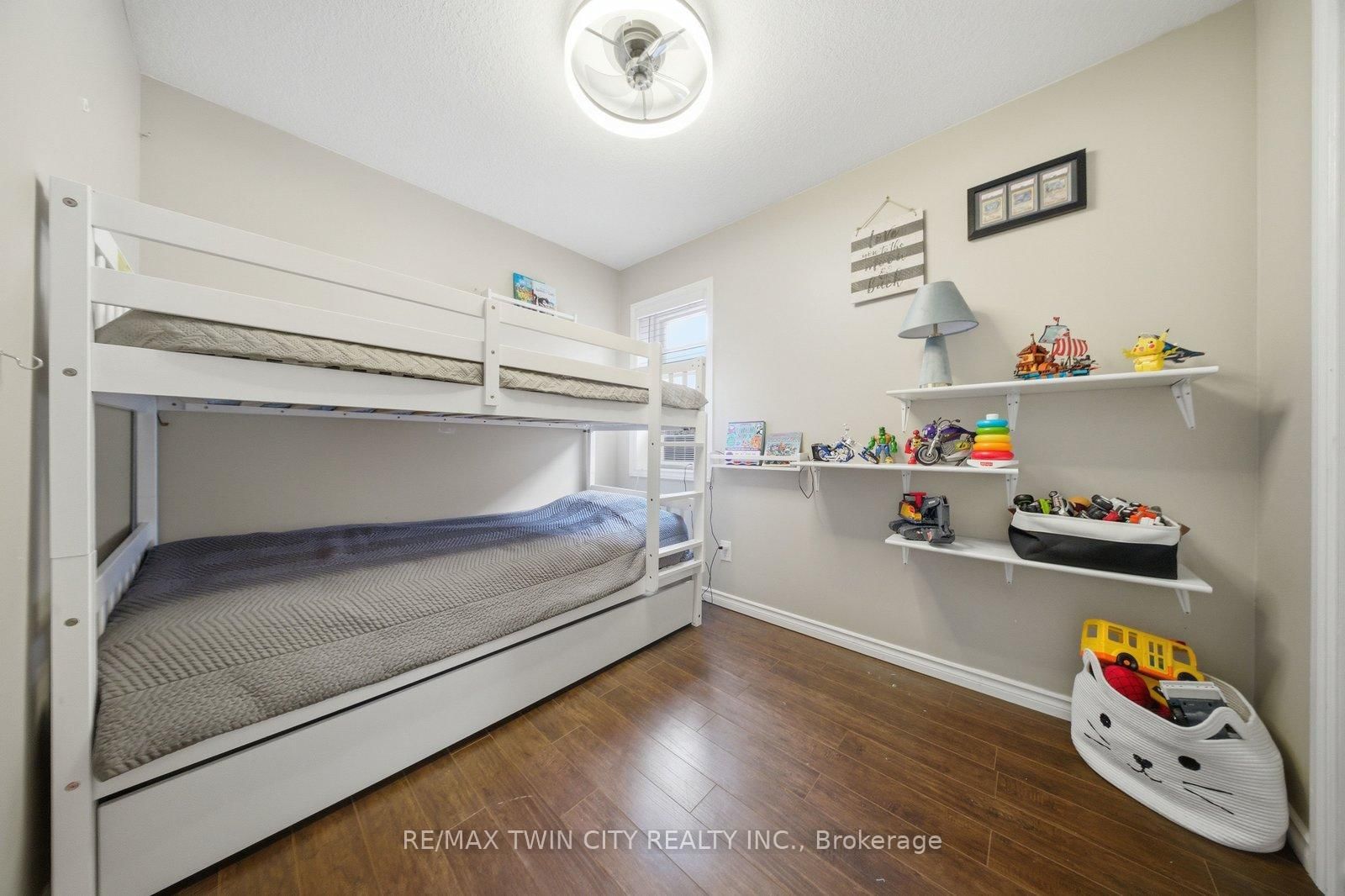 162 Grand River Avenue • Brantford, ON photo 21