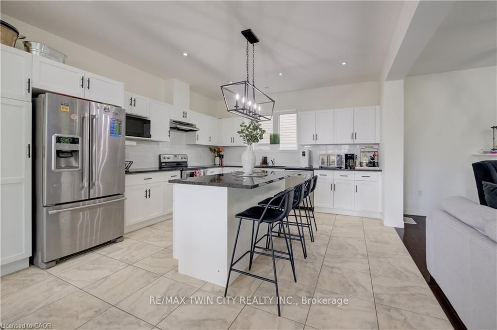 58 MARSHALL Drive • Guelph, ON photo 11