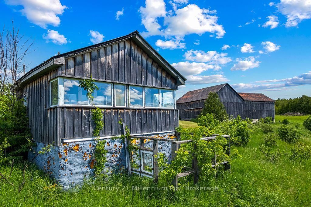 233673 2 WGR Concession • West Grey, ON photo 12