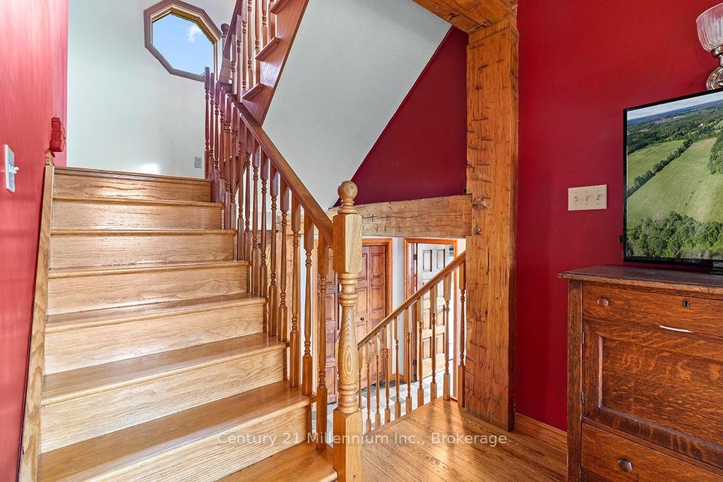 233673 2 WGR Concession • West Grey, ON photo 29