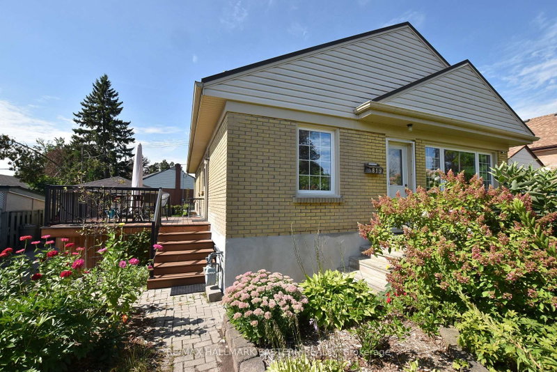 819 Rishor Crescent Crescent