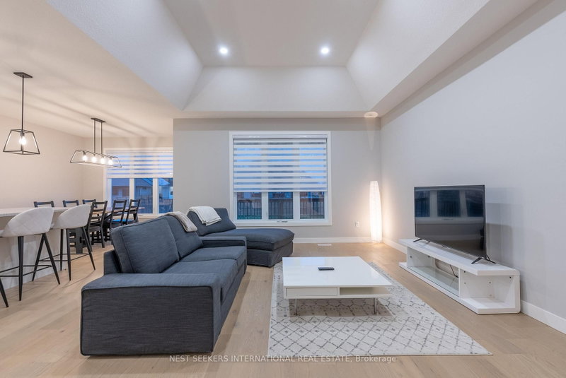 144 Foxborough Place