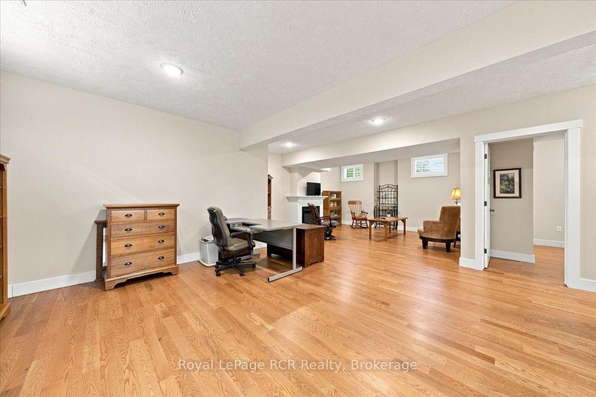 323 5th Avenue W • Owen Sound, ON photo 28