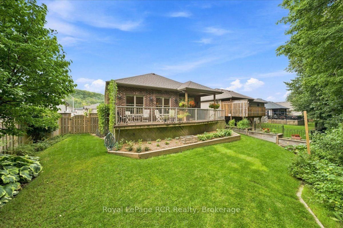 323 5th Avenue W • Owen Sound, ON photo 48