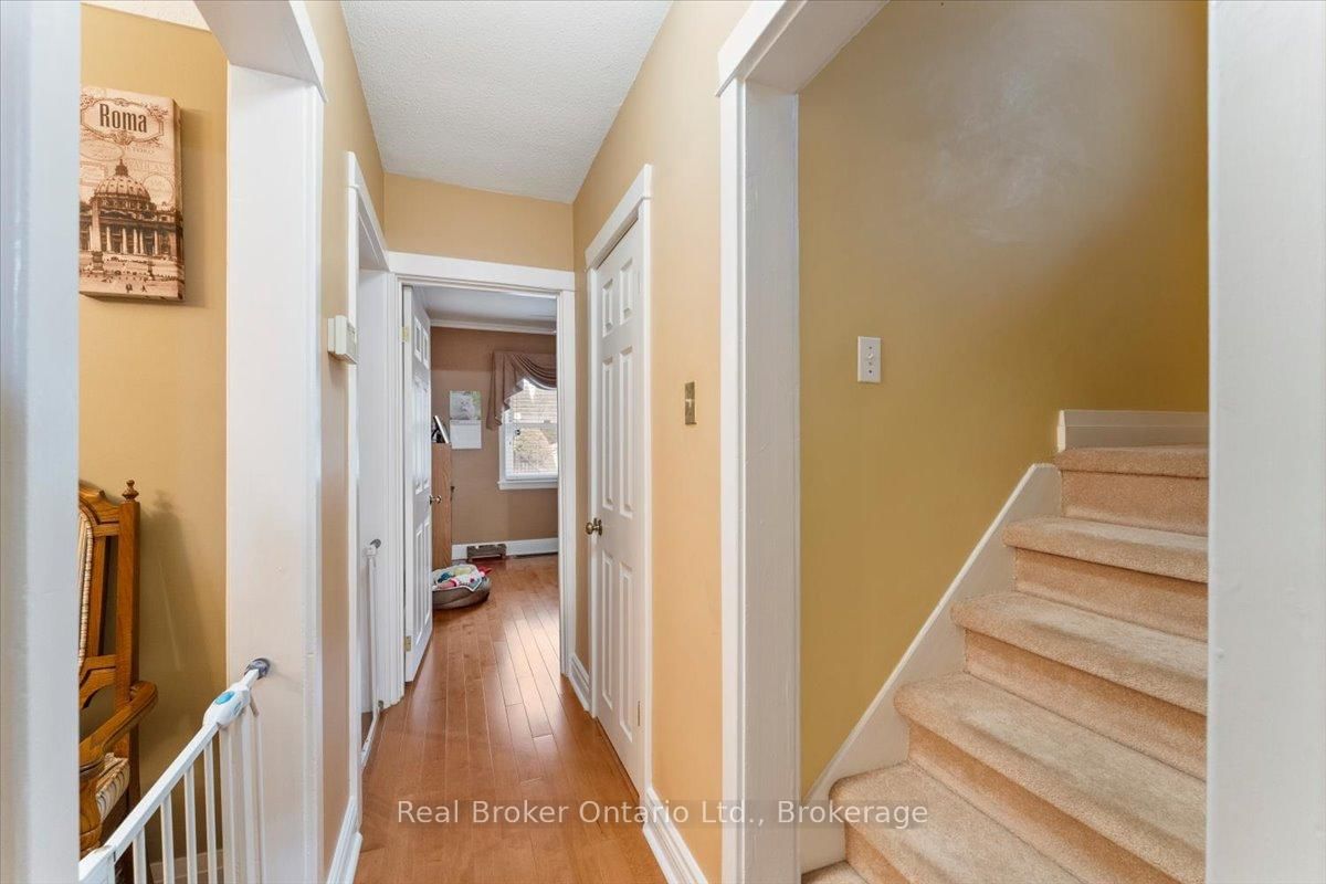 193 Huxley Avenue S • Hamilton, ON photo 15