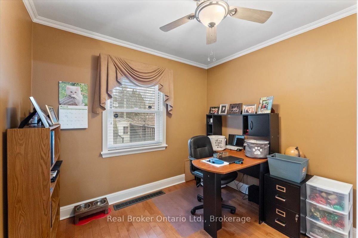 193 Huxley Avenue S • Hamilton, ON photo 18