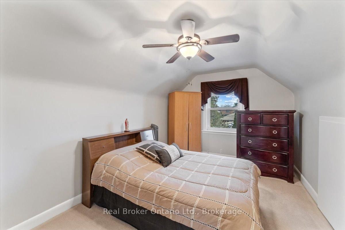 193 Huxley Avenue S • Hamilton, ON photo 27
