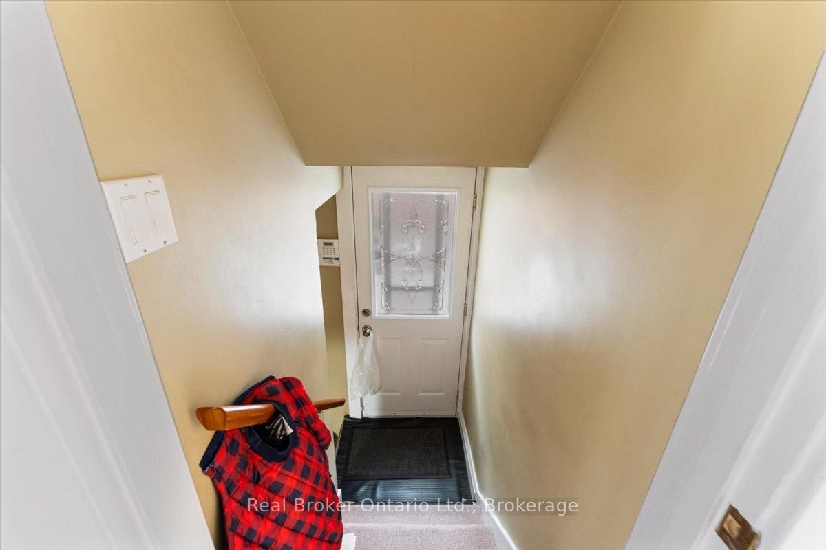 193 Huxley Avenue S • Hamilton, ON photo 29
