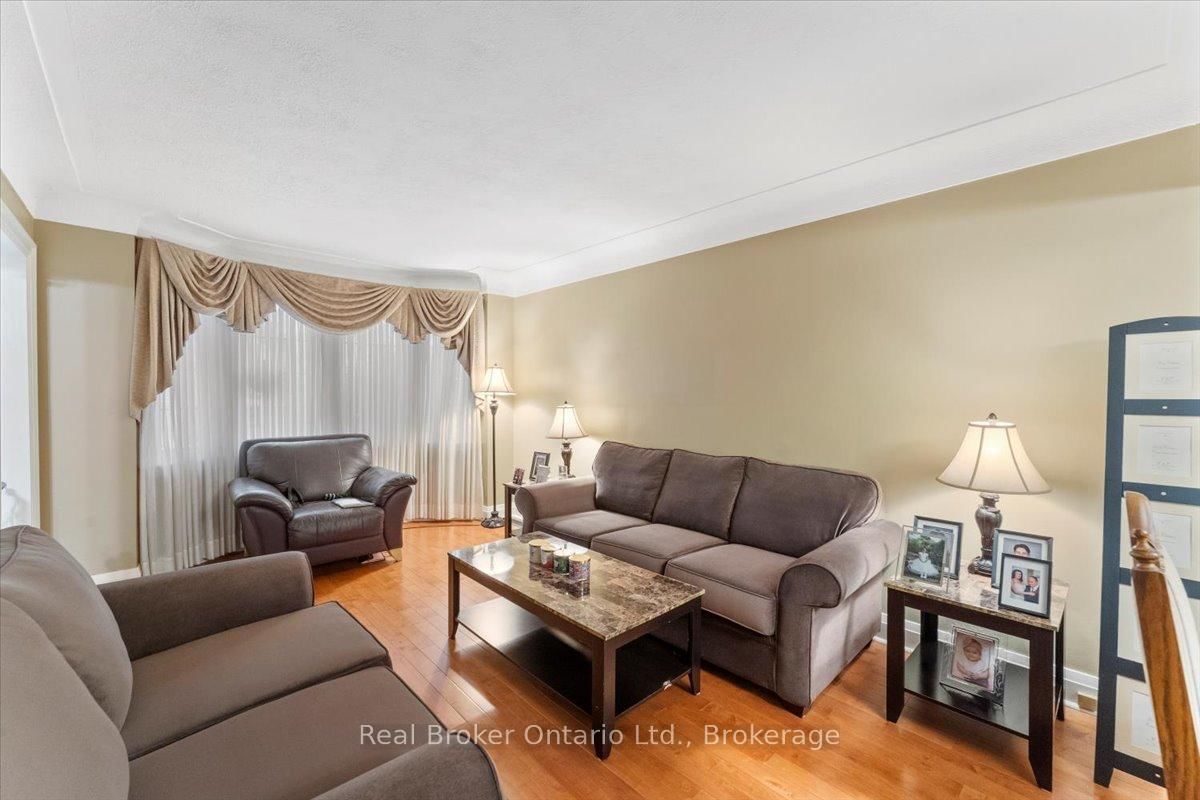 193 Huxley Avenue S • Hamilton, ON photo 7