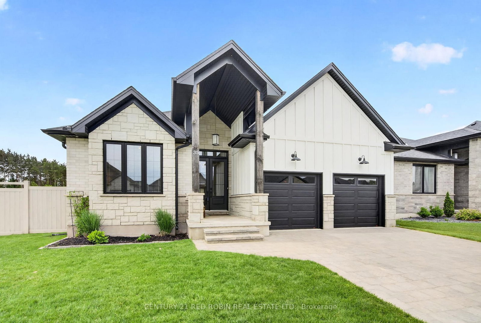 35 Elliot Street, Strathroy-Caradoc, photo 1