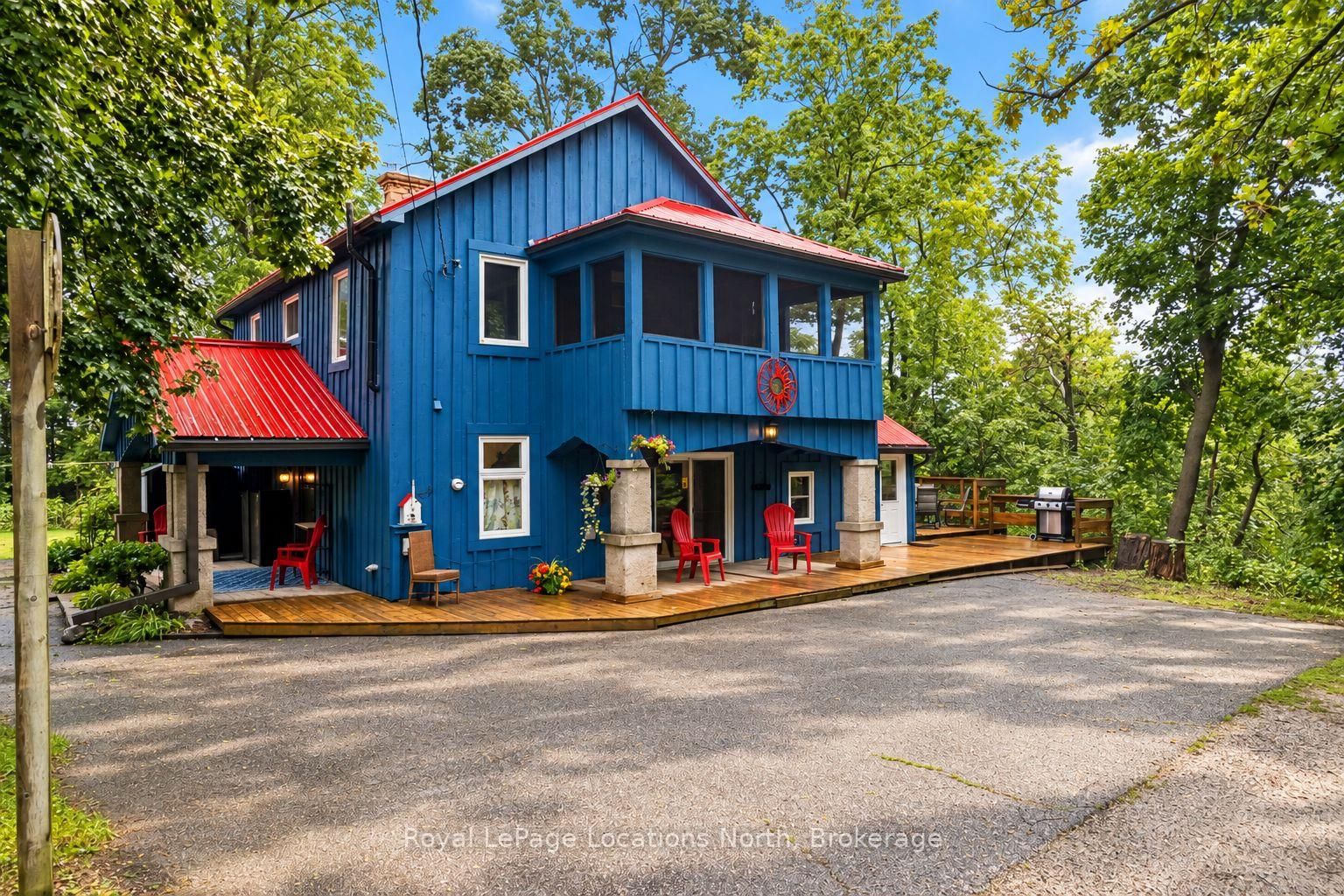 105 Craig Street • North Middlesex, ON photo 1