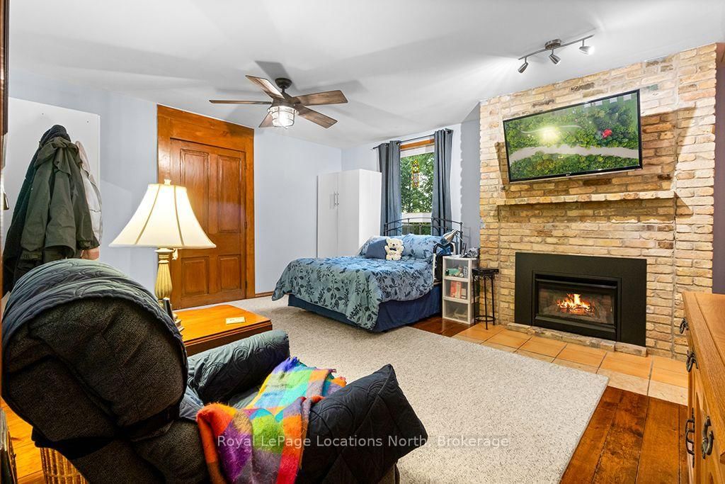 105 Craig Street • North Middlesex, ON photo 17