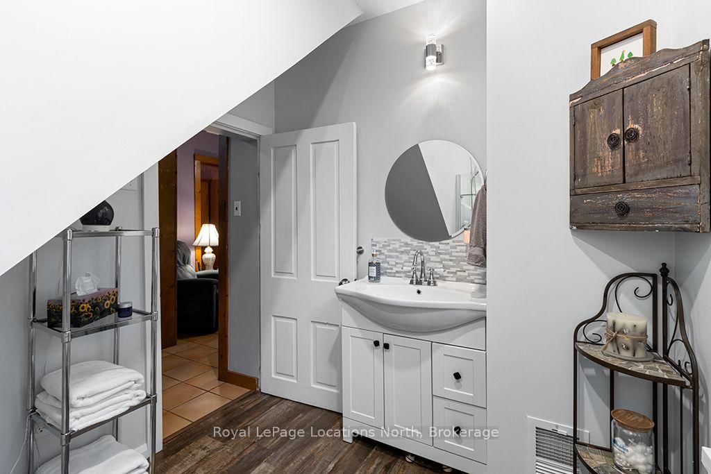 105 Craig Street • North Middlesex, ON photo 20