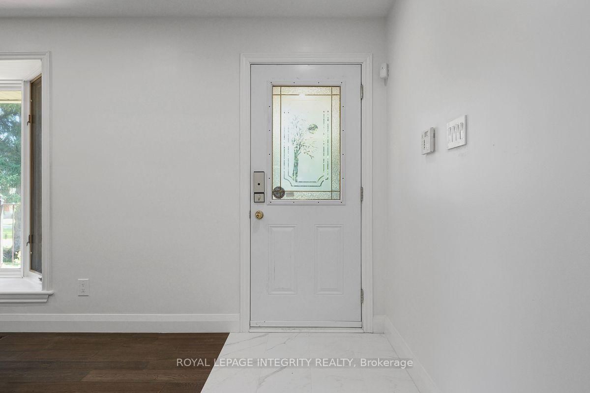 2317 Elmira Drive • Ottawa, ON photo 8