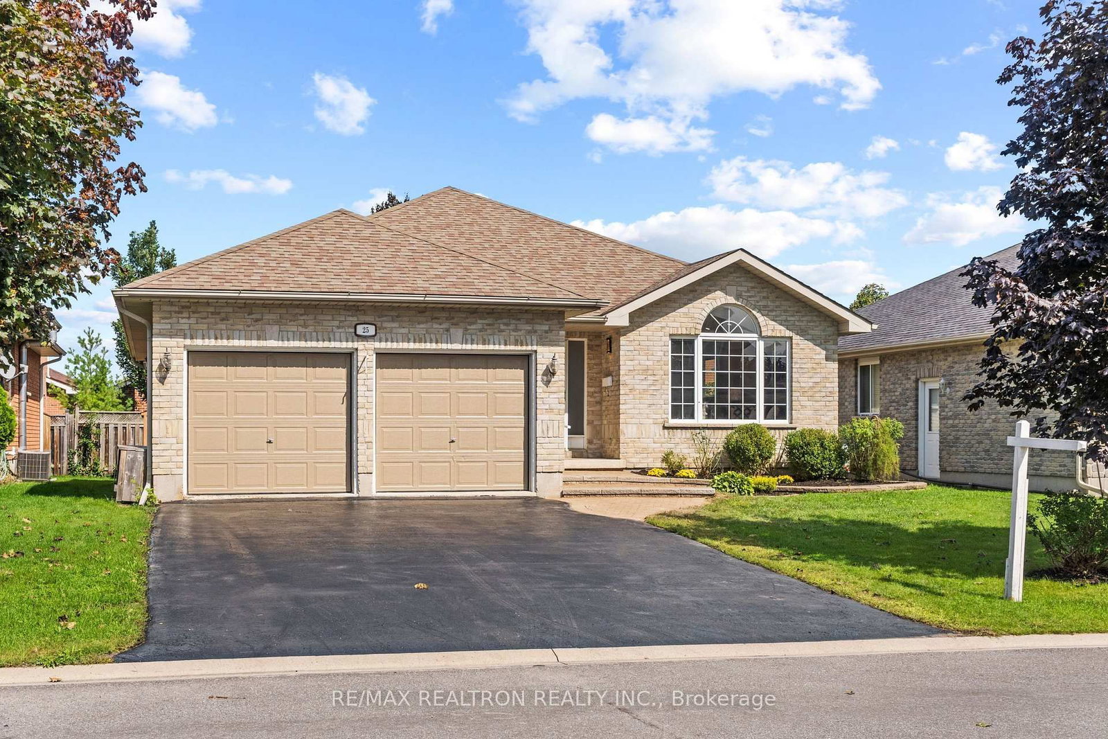 25 Linden Lane • Belleville, ON photo 1